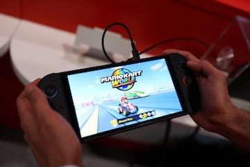 An attendee plays Mario Kart World by Nintendo Switch 2 during the Nintendo Switch 2 Experience at the ExCeL London international exhibition and convention centre in London, Britain, April 11, 2025. REUTERS/Isabel Infantes